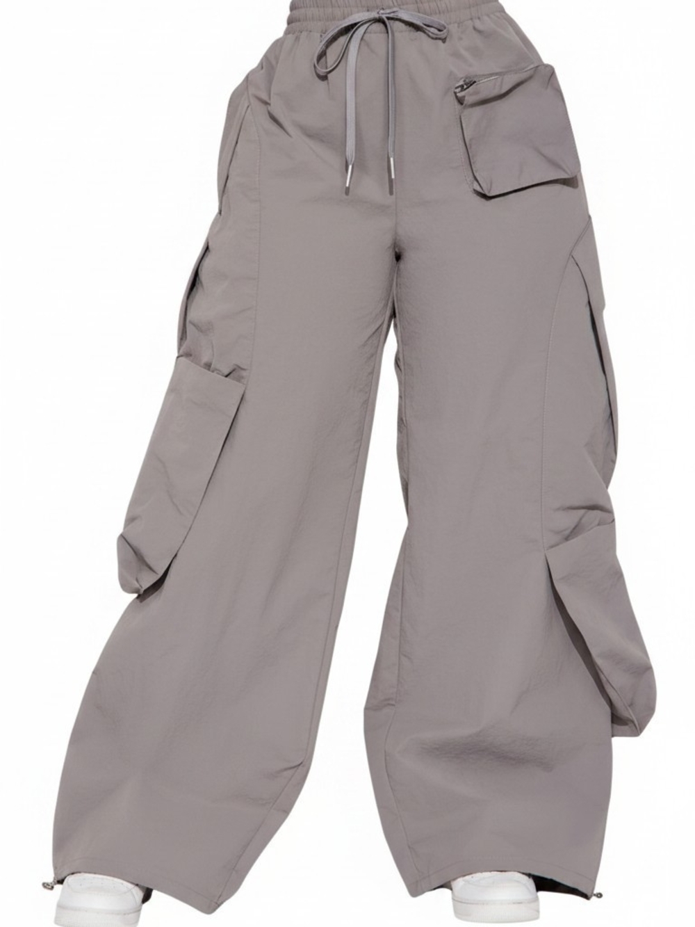 Wide-Leg Cargo Pants in Taupe